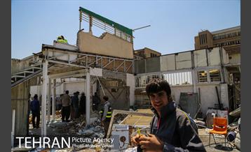 رفع خطر طبقه سوم پاساژ 102 در خیابان امام خمینی(ره)  9