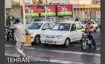 اجراهای خیابانی کمپین از خودمان شروع کنیم 16