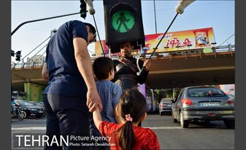 اجراهای خیابانی کمپین از خودمان شروع کنیم 22