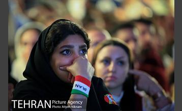 تماشای بازی تیم های ملی ایران و اسپانیا در پردیس سینمایی چارسو  40