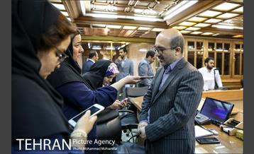 نشست خبری سخنگوی شورا شهر 22