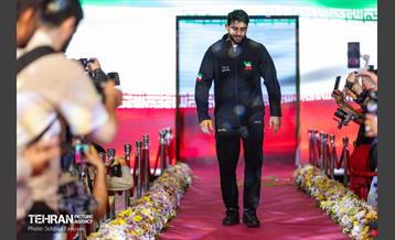 مراسم تجلیل از کشتی‌گیران قهرمان جهان (جشنی برای ایران) 108