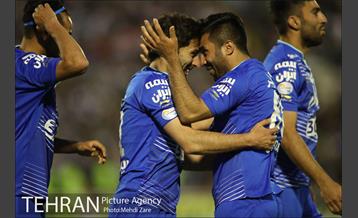 دیدار تیم‌های فوتبال پدیده و استقلال