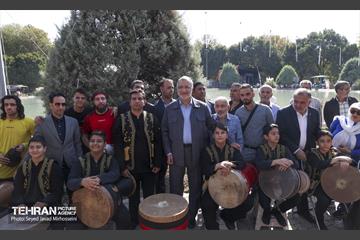 آیین مهرواره لبخند آرمان 1