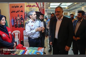 بازدید شهردار تهران از سی‌وپنجمین نمایشگاه بین‌المللی کتاب تهران 10