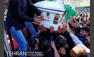 تشییع پیکر آتشنشان شهید مهدی حاجی پور 19