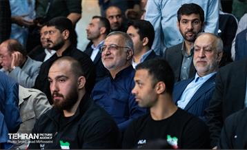 مراسم تجلیل از کشتی‌گیران قهرمان (جشنی برای ایران)  5