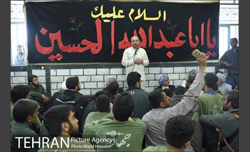 بازدید دکتر قالیباف از فعالیتهای جهادی قرارگاه امام رضا(ع) در خوزستان 11