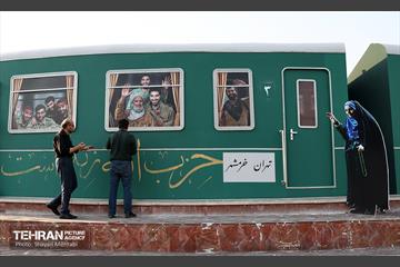 رویدا هنری جبهه مقاومت در میدان انقلاب 7
