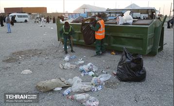 خدمات رسانی شهرداری منطقه 5 در پایانه مرزی مهران 13