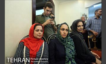 بازدید خبرنگاران از پشت صحنه سریال در جستجوی آرامش‎ 3