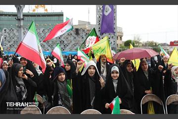 اجتماع «دختران آرمانی» - 1 9