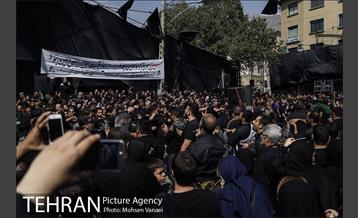 تجمع دسته های عزاداری روزعاشورا در چیذر‎ 2