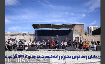 کنسرت نوروزی در عودلاجان 25