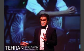 نمایش آناکارنینا‎ 1