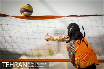 مسابقات والیبال ماسه‌ای زنان تهران 11