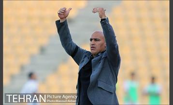 دیدار نفت تهران و سپاهان در لیگ برتر فوتبال 18