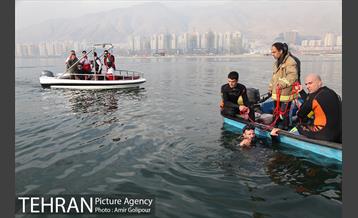 سقوط بالگرد در دریاچه شهدای خلیج فارس