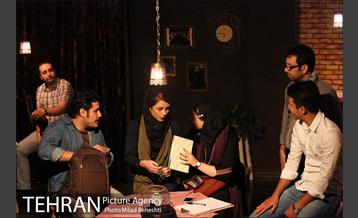 نمایش پای سیب با دارچین اضافه‎ 3