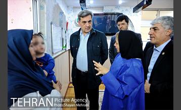 بازدید شهردار تهران از شیرخوارگاه ترکمانی 10