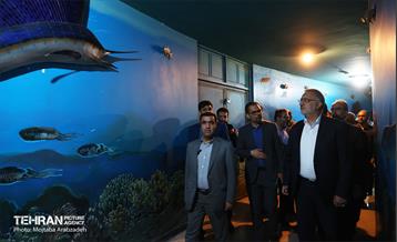 بازدید شهردار تهران از مجموعه پارک پردیسان 21