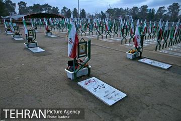 حضور رهبر انقلاب در مرقد مطهر امام راحل و گلزار شهدای بهشت زهرا 3