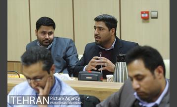 نشست صمیمانه عارف نیا با مسئولین پایگاه های خبری و فعالان فضای مجازی 14