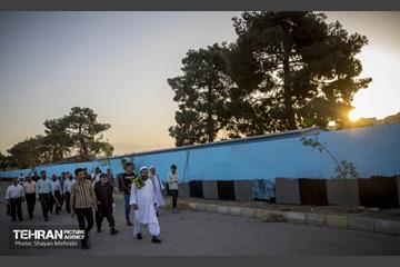 اقامه نماز عید فطر افغانستانی های اهل تسنن مقیم تهران 3