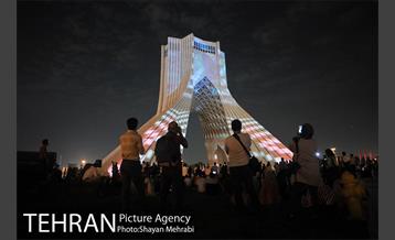 هزار توی زمان در برج آزادی 10