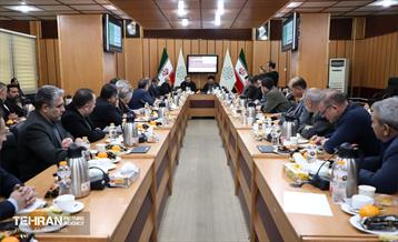 حضور عضو شورای اسلامی شهر در منطقه ۱8 17