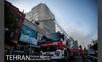 آتش سوزی پاساژ مهستان-2 18