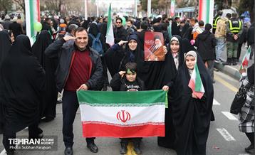 چهل‌و‌‌هفتمین جشن پیروزی انقلاب اسلامی - 3 17