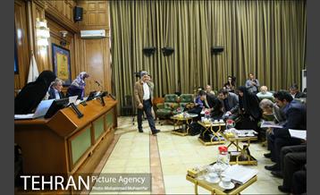 حضور شهردار تهران در صحن علنی شورا شهر 14