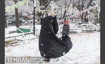 بارش برف در میدان نبوت (هفت حوض) 13