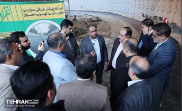 بازدید کمیسیون برنامه و بودجه شورای شهر از پروژه‌های منطقه ۱۷ 50