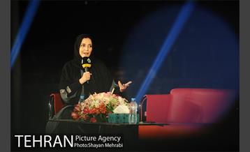 ویژه برنامه شب فیروزه ای در دریاچه شهدای خلیج فارس 13