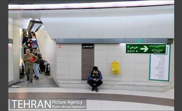 زیرگذر چهارراه ولیعصر 12