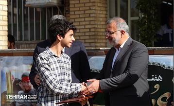 آیین نواختن زنگ بازگشایی مدرسه علامه حلی 12