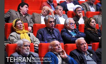 نشست دکتر نجفی شهردار محترم تهران با اهالی فرهنگ، هنر و رسانه