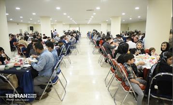 مراسم افطاری خادمین شهر در منطقه ۱۱ 12