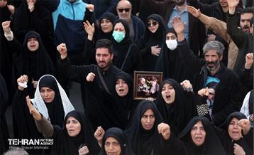 اجتماع مردم تهران در پی شهادت رهبر انقلاب - 1 9