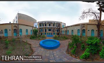 خانه موتمن الاطبا 1