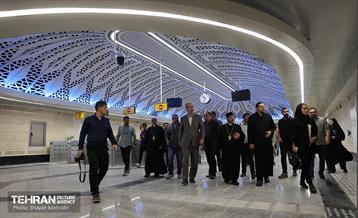 بازدید نمایندگان رسانه‌های خارجی از مترو مریم مقدس(س)  25