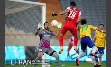 دیدار تیم های فوتبال پرسپولیس و صنعت نفت 15