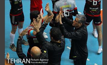 دیدار بانک سرمایه و شهرداری ارومیه در لیگ برتر والیبال
