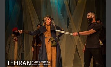 نمایش ننه دلاور و فرزندانش 12