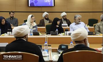 قرار خدمت 25