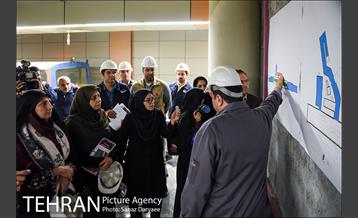 بازدید اعضا شورای شهر تهران از خط ۶ مترو 10