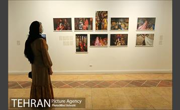 نمایش عکس «زیبایی در جنگ» 22