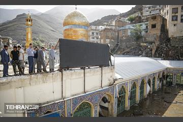 بازدید شهردار تهران از منطقه سیل زده امام زاده داوود(ع) 36